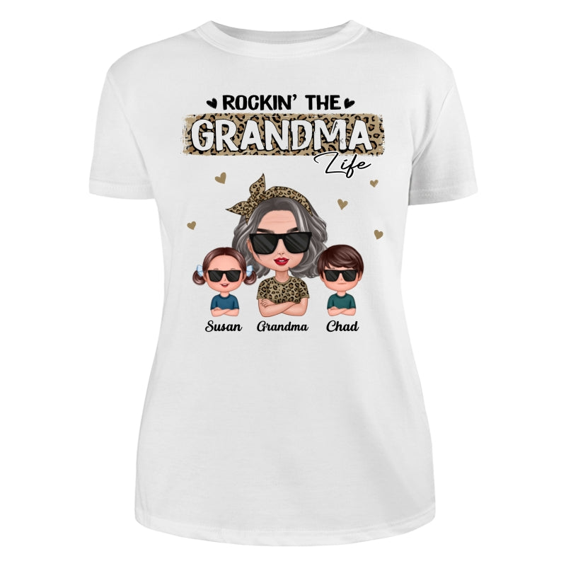 Rockin‘ The Grandma Life Cool Grandma & Grandkids Personalized Shirt